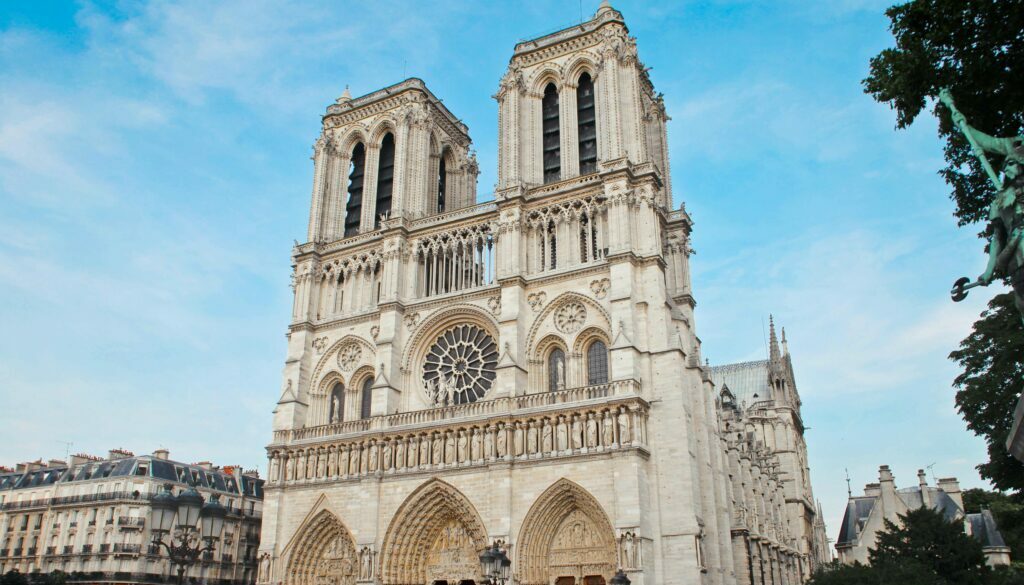 parissortie.com_histoire notre dame de paris